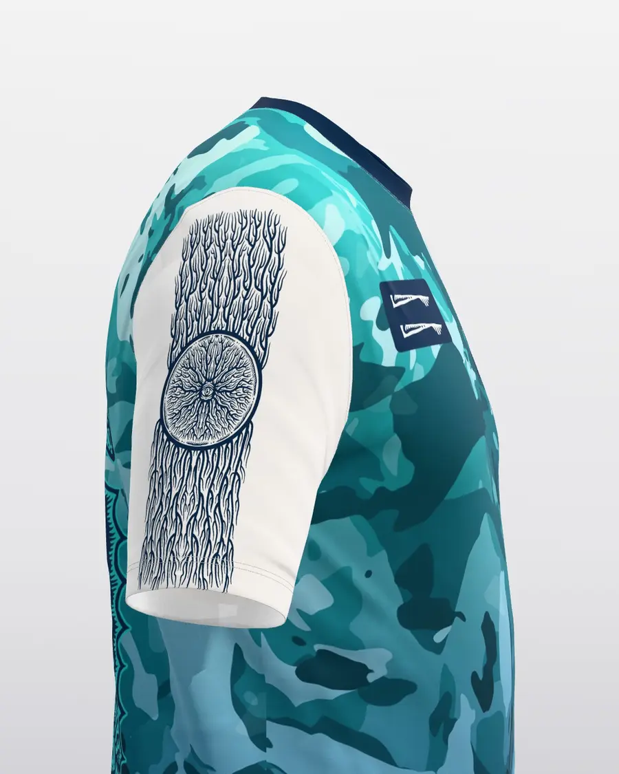 Ocean Totem Tee, sleeve